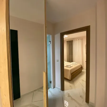Andry's Living 5 By 8essentially Appartement *